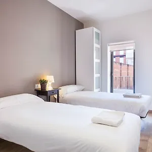 fira-centric-apartments.topbarcelonahotels.com/